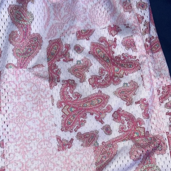 Shmeel New York pink flower shorts - Picture 3 of 4